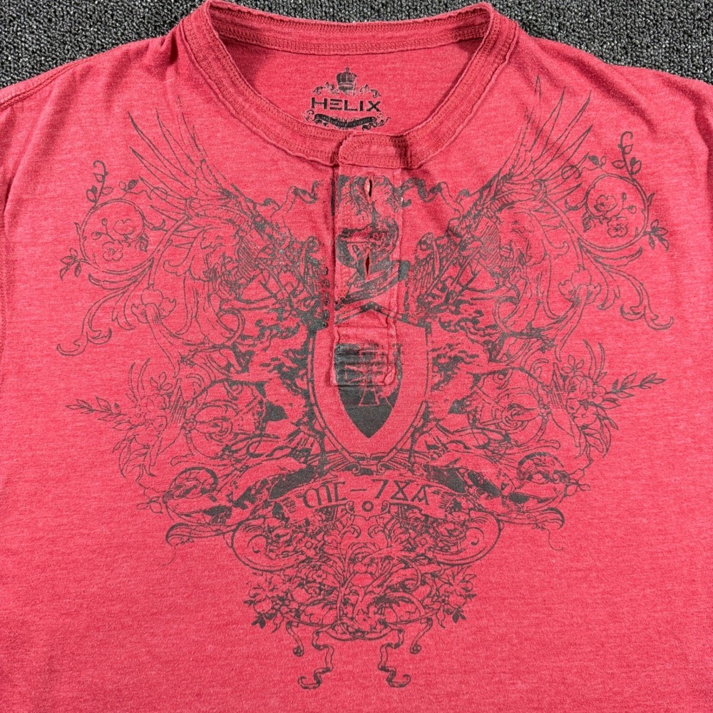 Helix Short Sleeve Henley Tee‎ Mens XXL Red Heathered Gothic Tribal Graphic